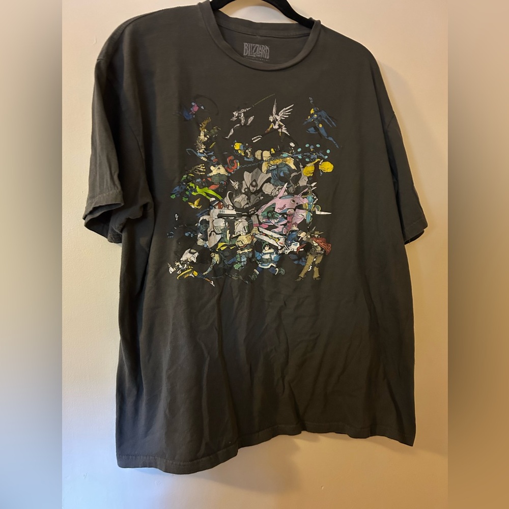 Hot Topic Overwatch XL Grey Tee Shirt